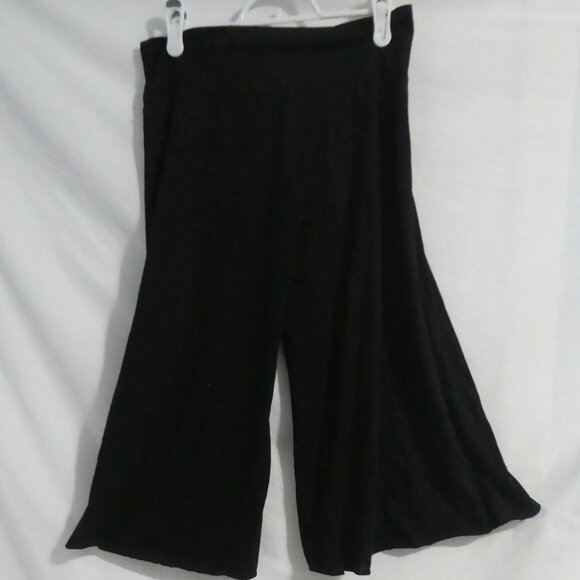 SOPRANO | medium | Black Lightweight Culottes| EUC - Picture 2 of 13